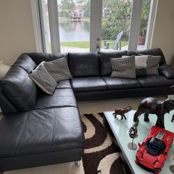 Modern Italian  Leather L-Shaped Sectional with Chaise