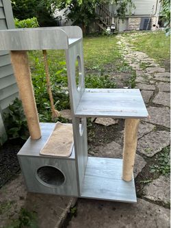 Cat tree