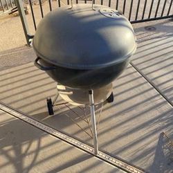 Vintage 1978 Weber Kettle Black Kettle Charcoal Grill