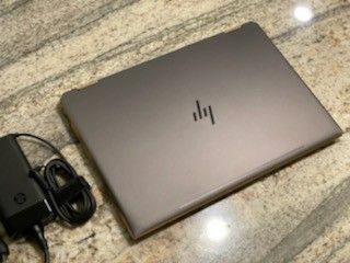 Laptop (HP specter)