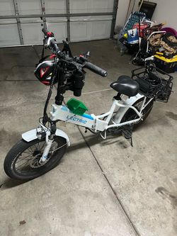 Lectric XP 3.0 Step-Through Foldable E-bike $800 OBO