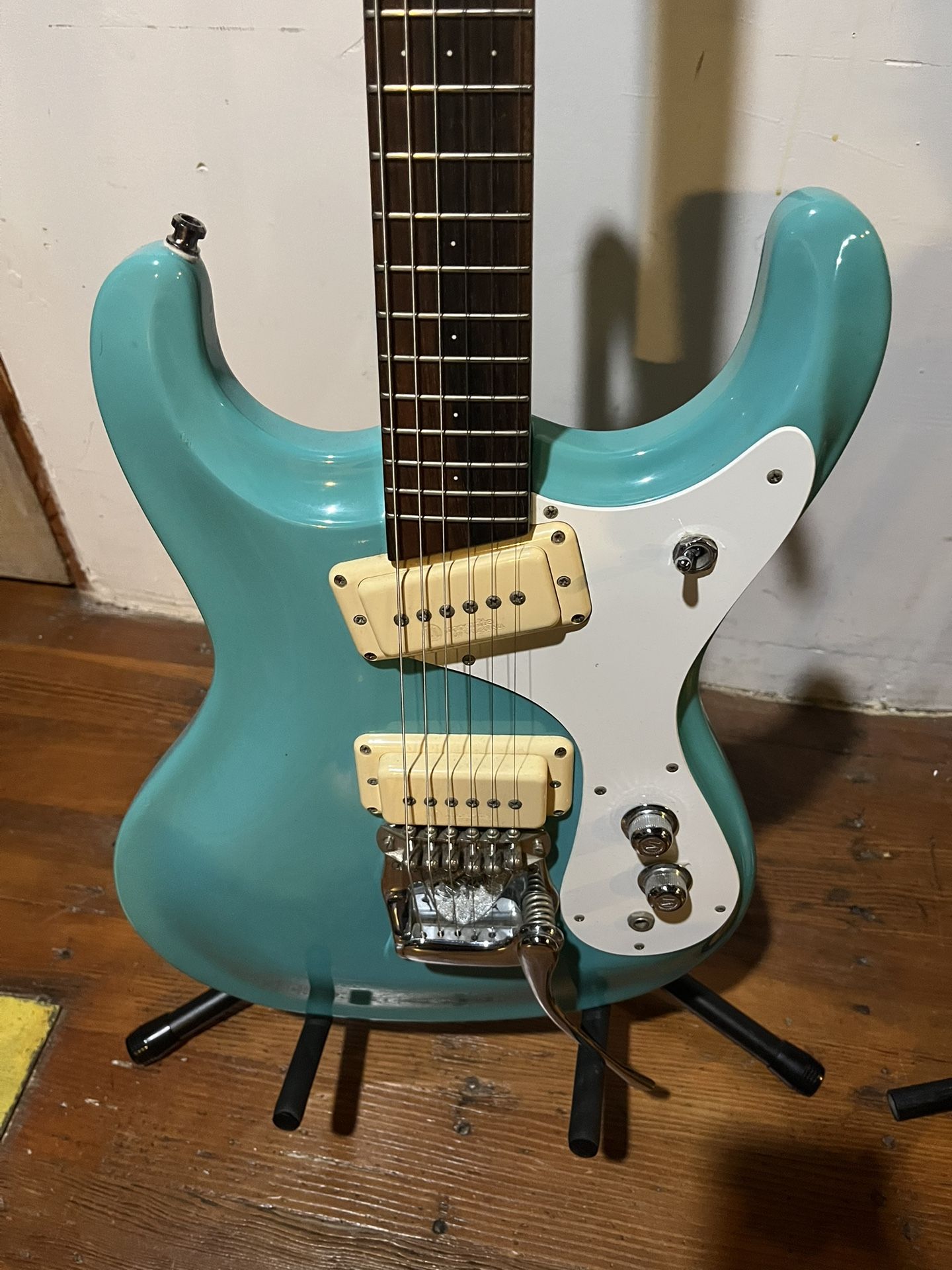 Mosrite Excellent Electric Guitar Marine Blue MIJ
