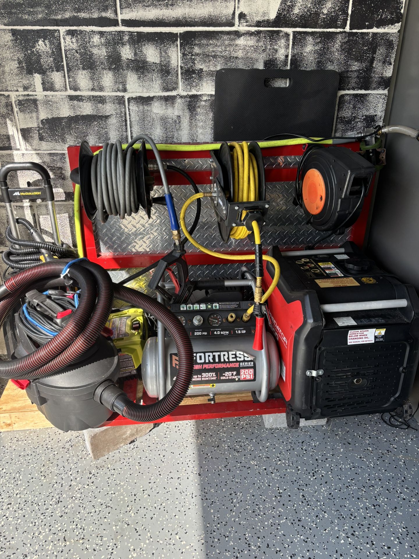 Full detail equipment, Water tank, Generator