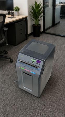 Eco paper shredder office