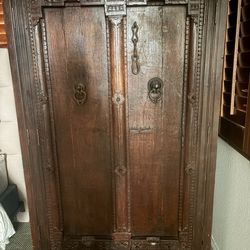 Armoire