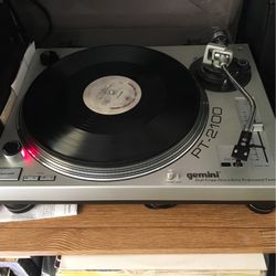 Dj Turnatable