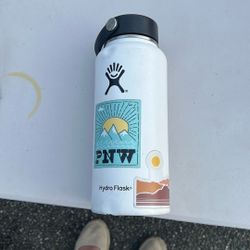 White Hydro flask
