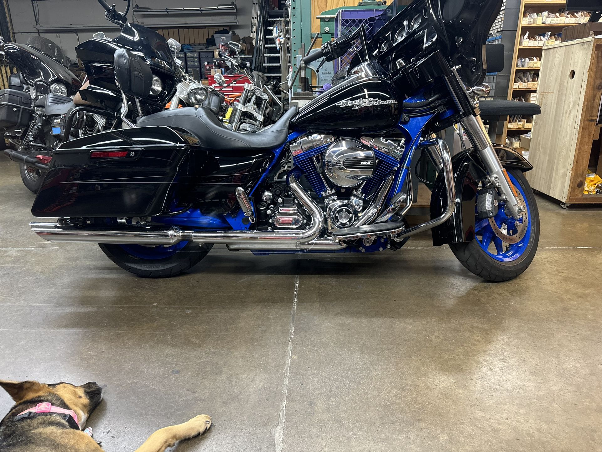 2016 Harley-Davidson / special construction FLHXS 103ci