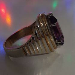 Vintage Ring. Nice 