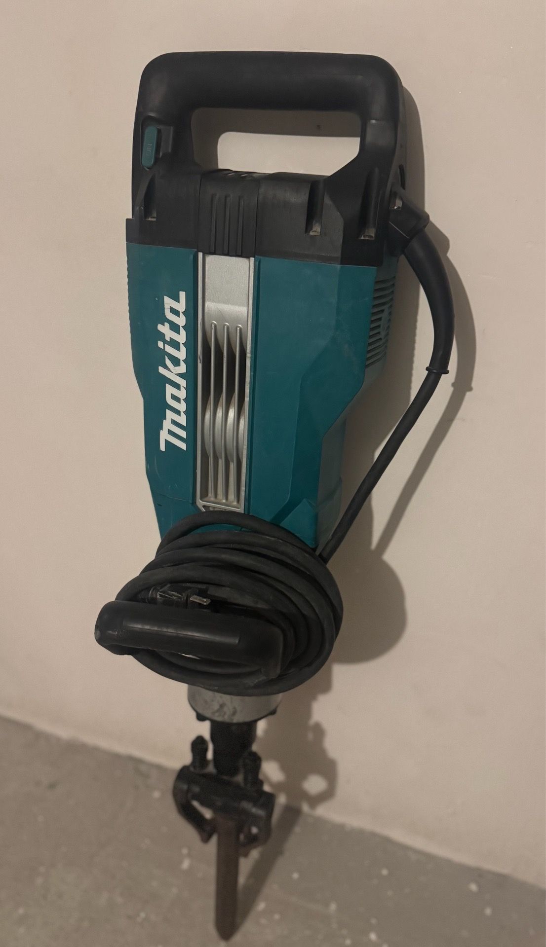 Hammer Makita