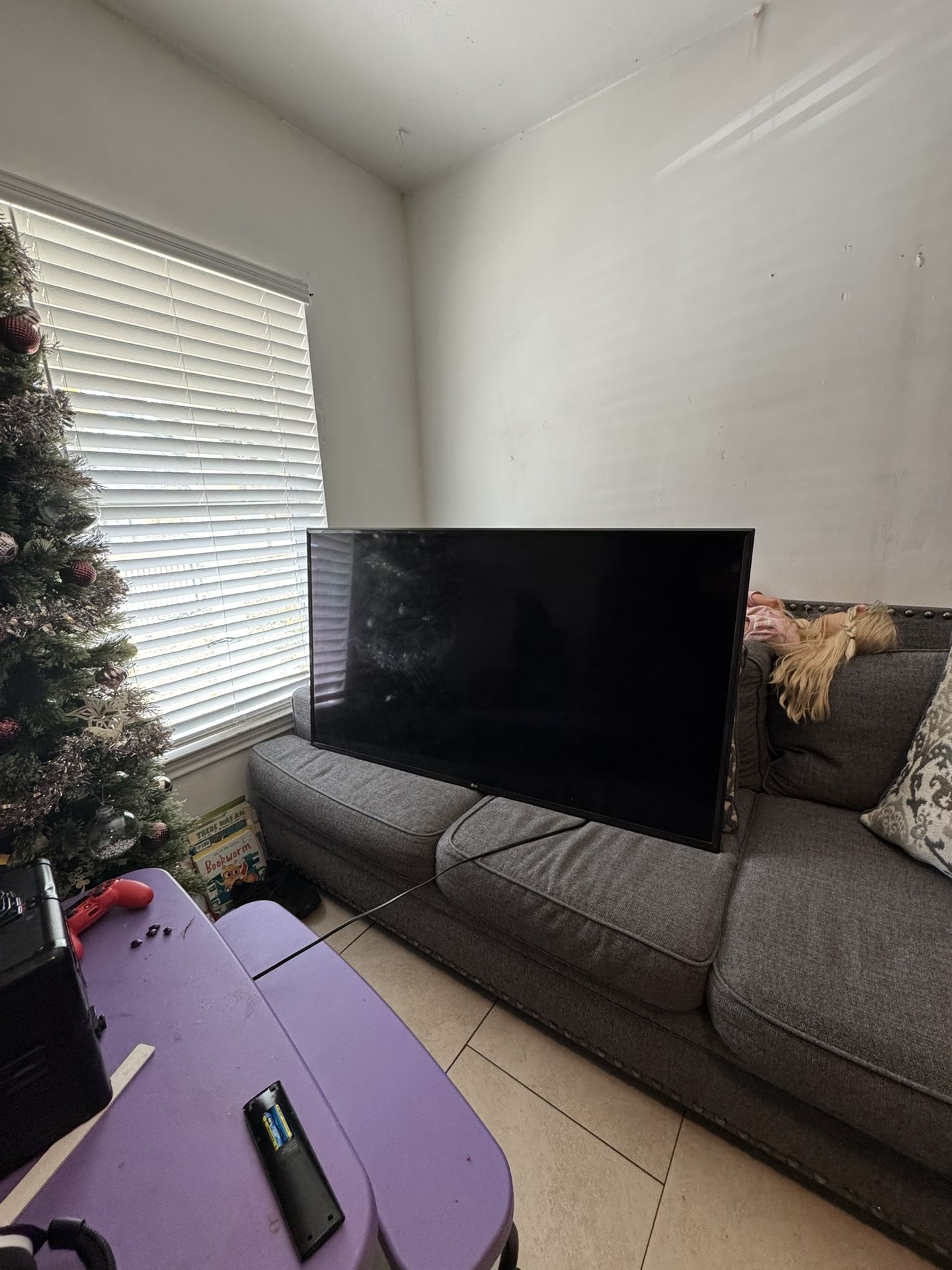50 INCH LG SMART TV