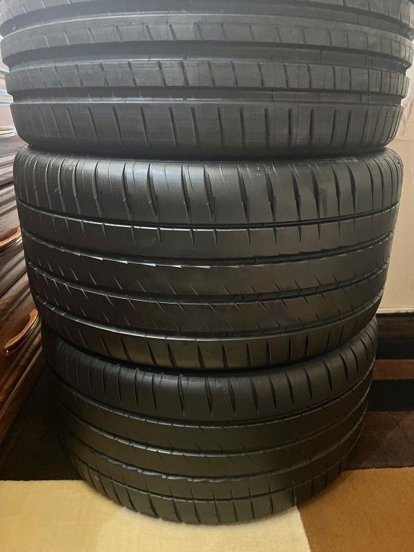 Wheels For Mustang Or Corvette