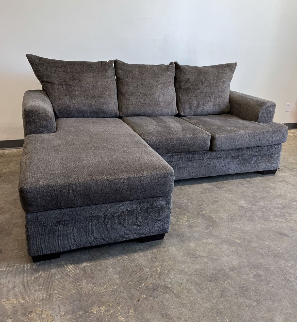 Reversible Gray Sectional 🚀FREE DELIVERY🚀