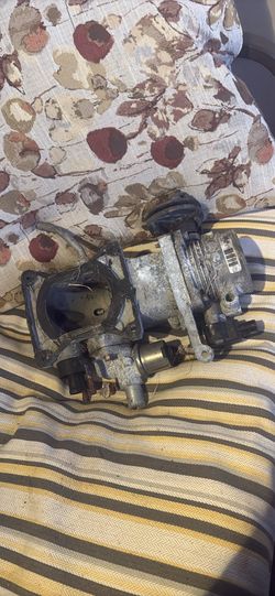 Genuine Ford OEM Fuel Injection Throttle Body Assembly
