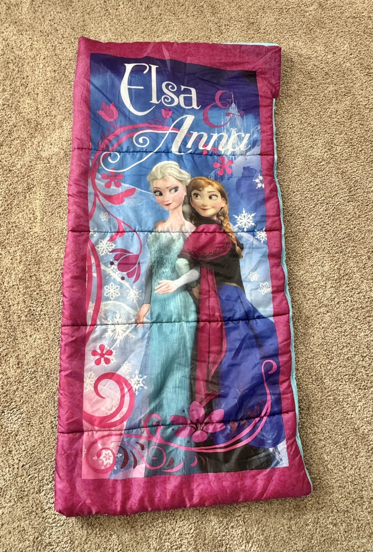 Kids Disney Frozen Elsa and Anna Sleeping Bag. Good Condition. No storage bag.SEE MORE BELOW