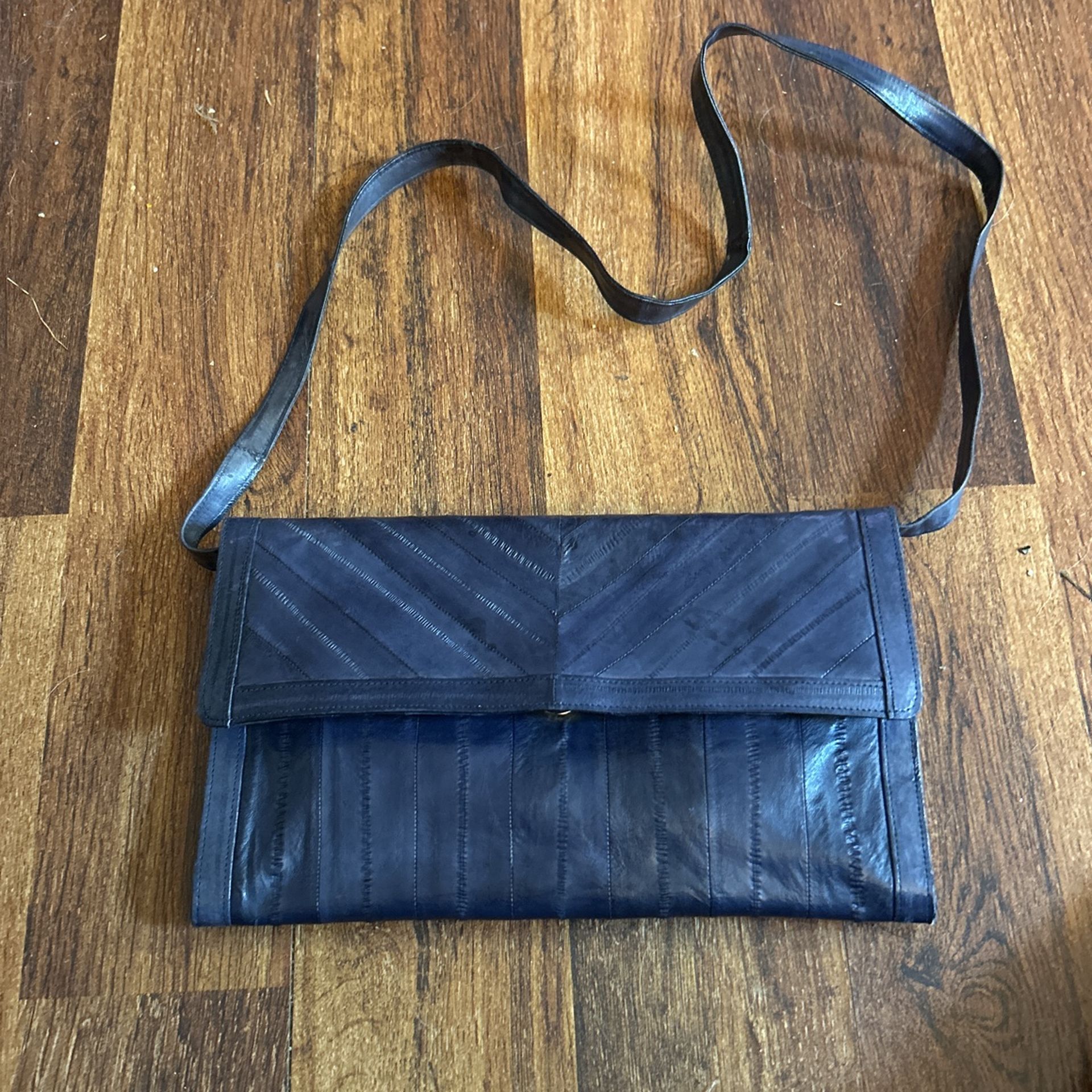 Vintage Eel Skin Handbag! Gorgeous Teal Blue / Dark Turquoise Shoulder Bag.