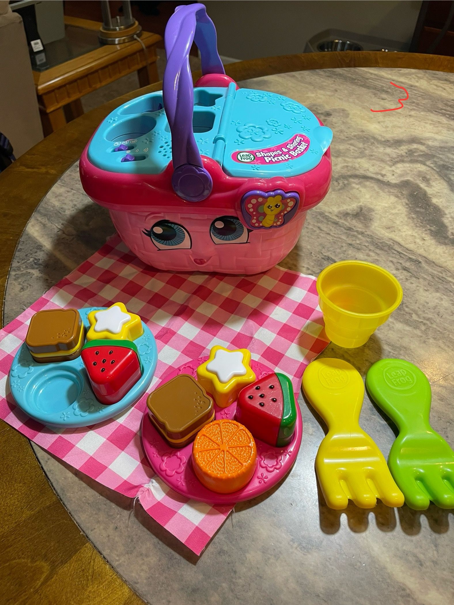 LeapFrog Shapes and Sharing Picnic Basket