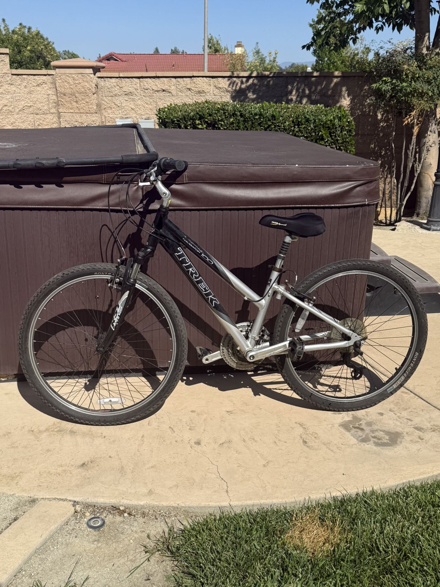 Trek Navigator 100 Mountain Bike