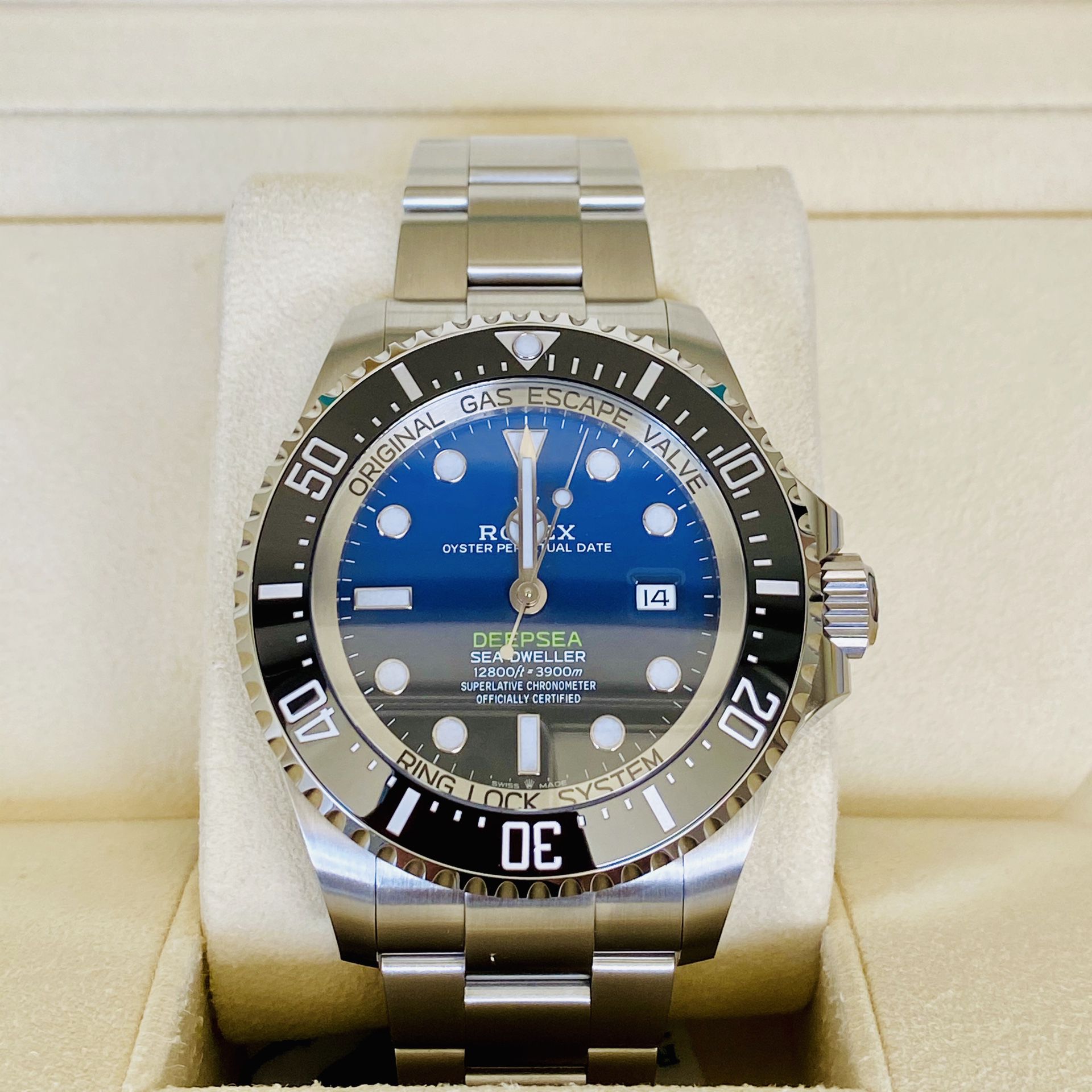 Rolex Deepsea Seadweller “James Cameron” 126660