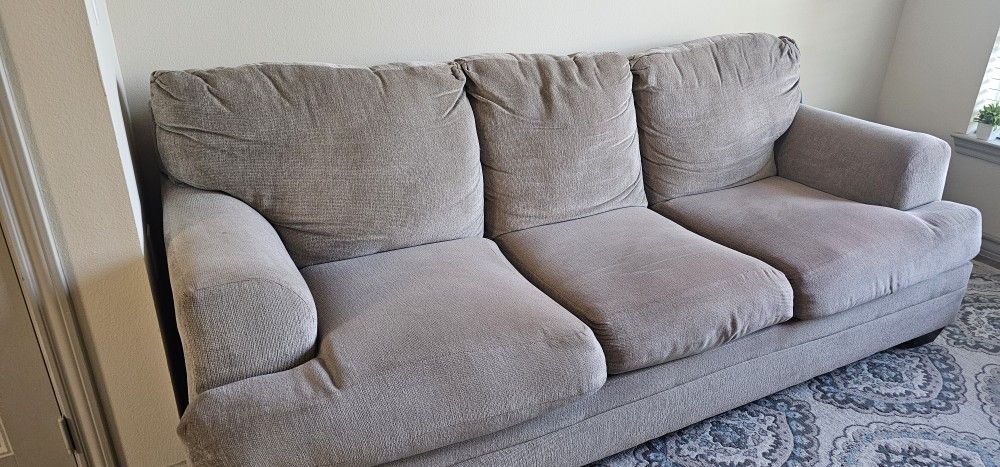 ASHELY SOFA (Used)