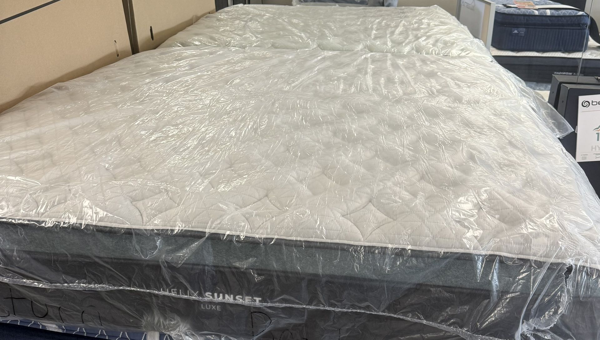 Helix King Size Midnight Luxe