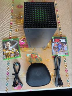 Xbox series X with Elite series 2 controller