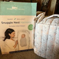 Baby Snuggle Nest