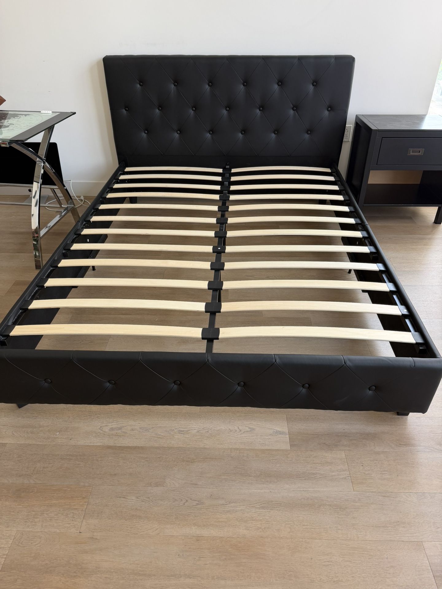 Queen Bed Frame. Great Condition.