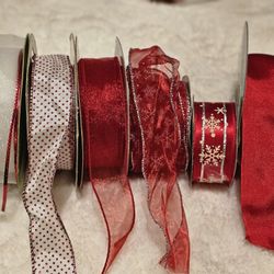 Christmas Gift Ribbons 🎁