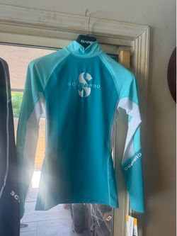Special offer, brand new. Scubapro sun protection clothing, UPF 80 T-FLEX RASH GUARD, LONG SLEEVE, WOMEN, size 4 (S)
