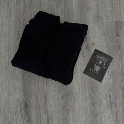 BLANK BLACK HOODIE