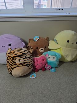 5 Squishmallows