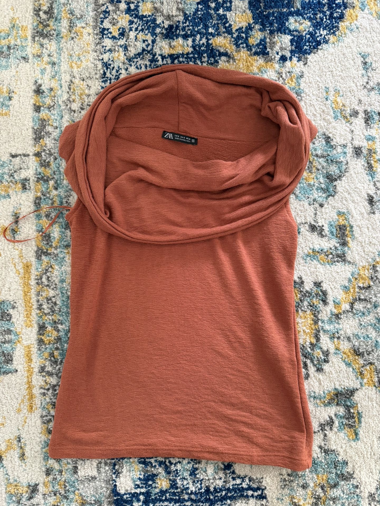 Zara Women’s Small Top