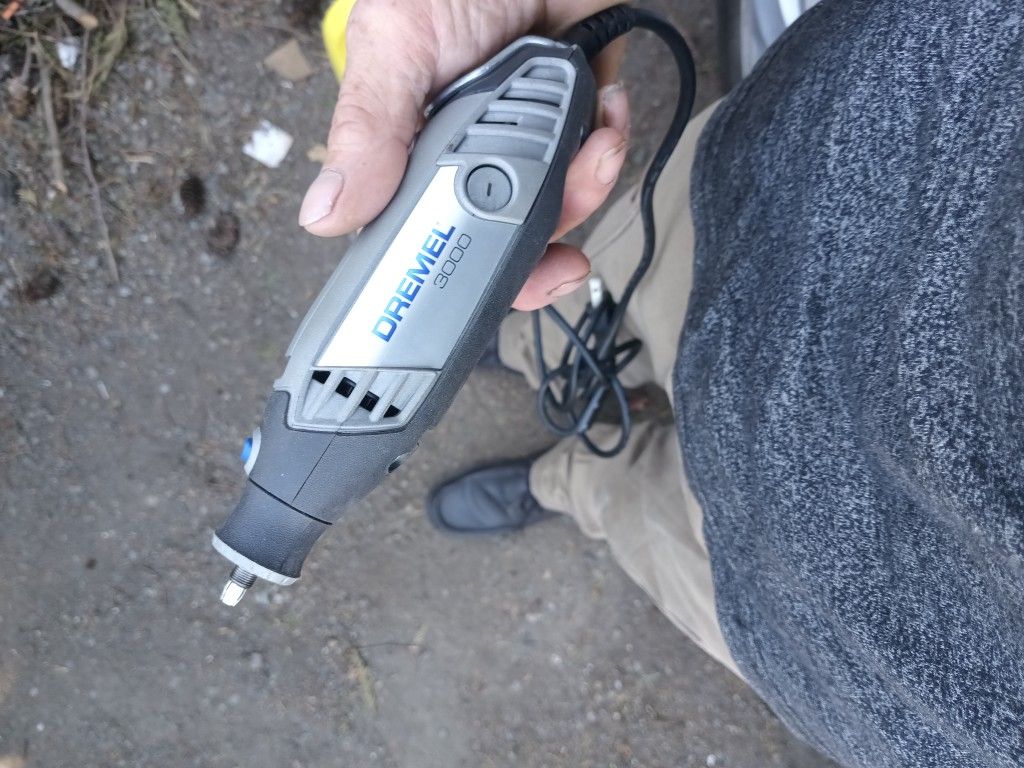 Dremel 3000