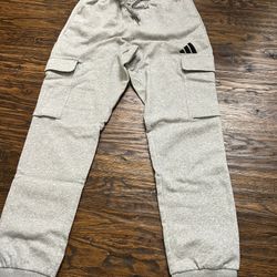 Adidas Men's Essentials Feel Cozy Fleece Cargo Pants XS