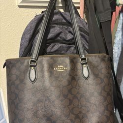 COACH Tote Purse 