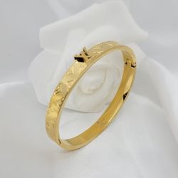  Bangle LV