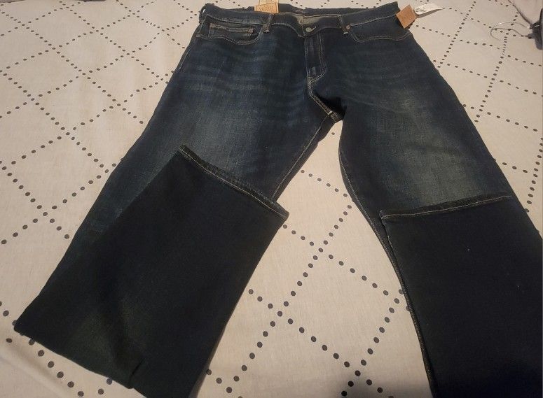 Mid Blue Wash Hampton Fit Polo Jeans 40x32.