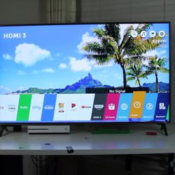 Lg 55 inches smart tv with Ai