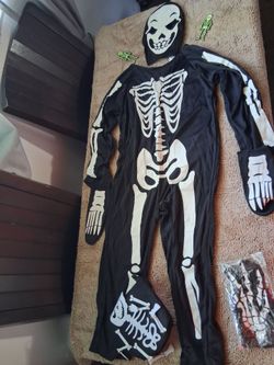 New kids skeleton Halloween Costume. Size M