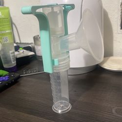 Ameda Manual Breast Pump