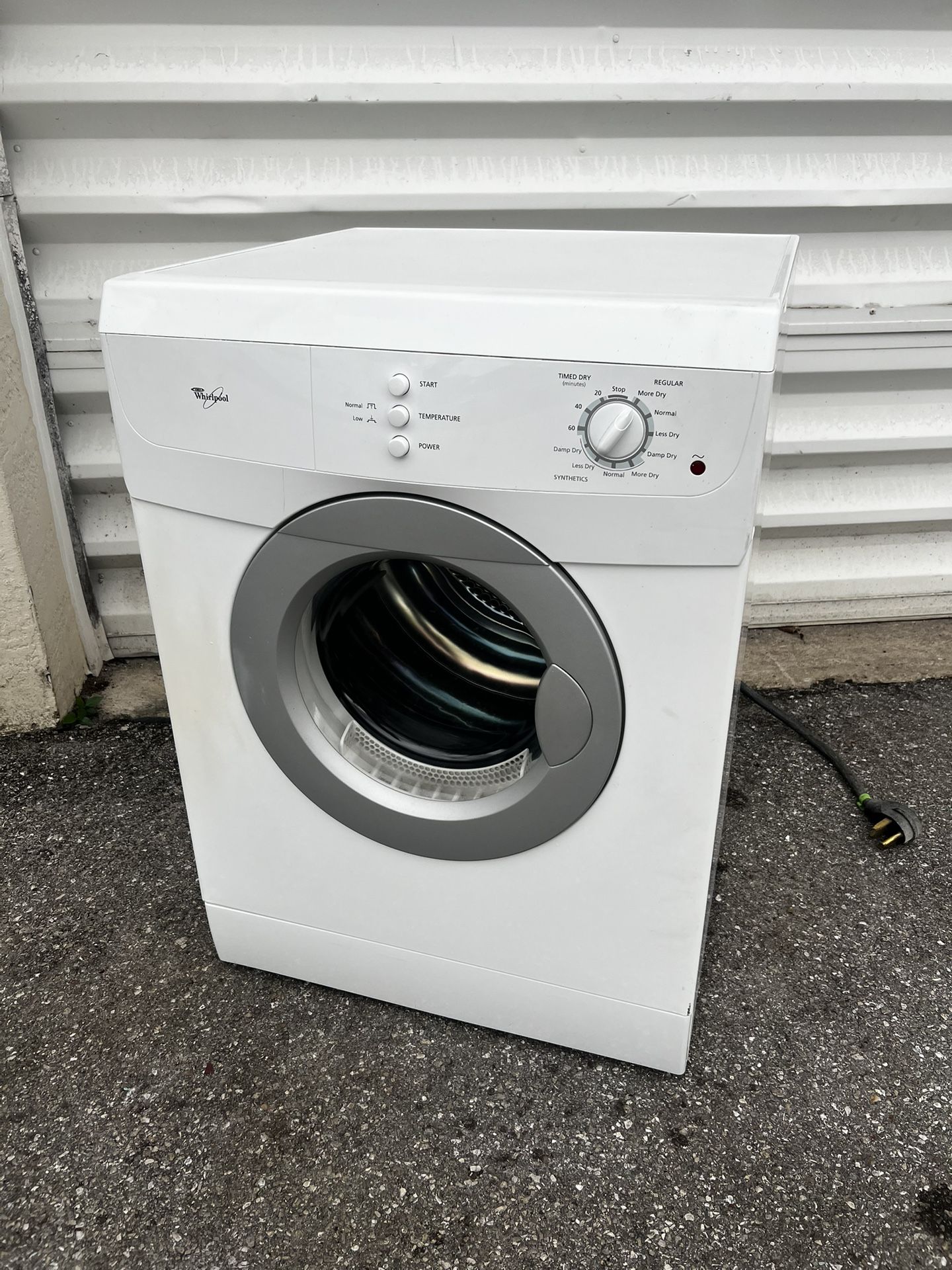 Whirlpool Compact 3.8 cu. ft. 240-Volt White Electric Vented Dryer! Model WED7500VW Works great! Retails $799 Delivery Available! 33.25in high, 23.25
