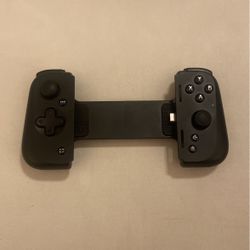 Razer Kishi V2 Mobile Gaming Controller for Android: Console Quality Controls - Universal Fit - Stream PC, Xbox, PlayStation, Touch Screen Android Gam