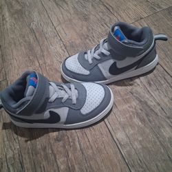 Nike toddler shoes