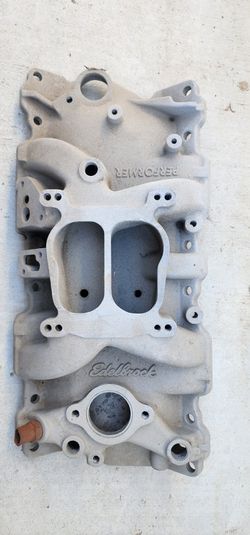 Edelbrock Chevy Intake For Small Block