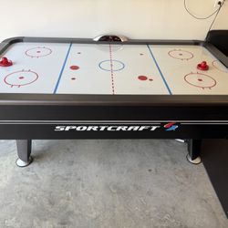 Sportcraft 7 Foot Air hockey Table