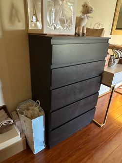 5-Drawer Chest
