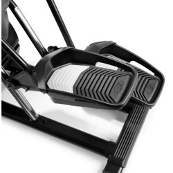 Bowflex - Max Trainer M8 Elliptical 