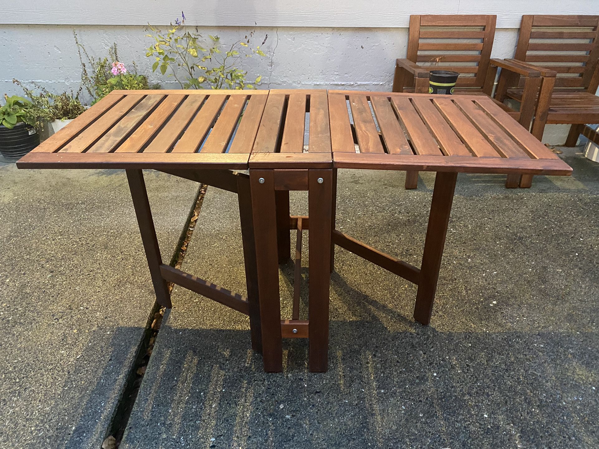 IKEA Patio Table with 2 chairs