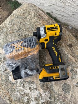 XR DEWALT SET! IMPACT | 5.0 | 2.0 | CHARGER